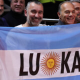Navijači Zvezde istakli argentinske zastave na utakmici između crveno-belih i Žalgirisa 10