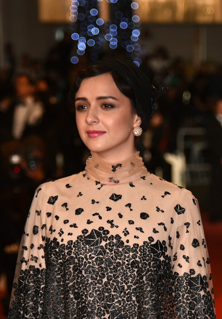 Uhapšena Oskarovka zato što podržava demonstracije u Iranu: "Širi neistine, gde su joj dokazi?" 2 Uhapšena Oskarovka zato što podržava demonstracije u Iranu: "Širi neistine, gde su joj dokazi?" 2