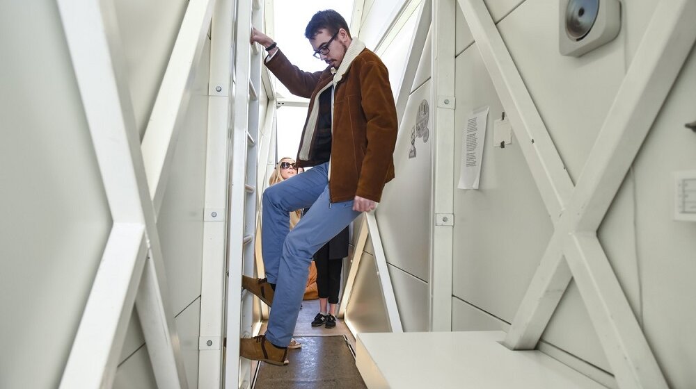 Pogledajte šta sve stane u najužu kuću na svetu: Široka je tek 92 centimetra 1