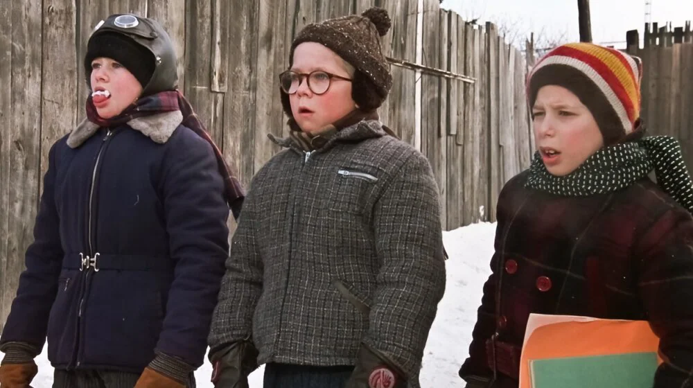U prazničnom filmu „A Christmas Story" deca su razdvajana tokom snimanja kako bi se stvorila tenzija 1