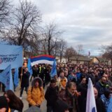 Počeo protest radnika ispred Ziđin Kopera 6