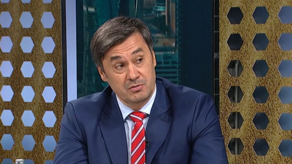 "Ja sam u životu imao tri autoriteta": Kako se Rade Bogdanović "izvinio" zbog izjava o ženama fudbalera na RTS (VIDEO) 8