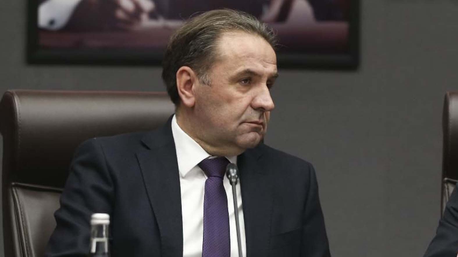 Da li Vučić blefira sa kontramitingom: Ko će doći od koalicionih partnera, a ko još uvek nije ni dobio poziv? 3