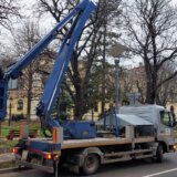 U Zaječaru počelo postavljanje dekorativne rasvete 5