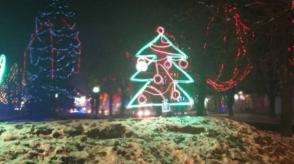 Grad Zaječar od 2017. do 2022. godine iz budžeta izdvojio oko 100.000 evra za dekorativnu rasvetu 1