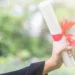 Uhapšene četiri osobe, falsifikovale 120 diploma i svedočanstava različitih škola 6