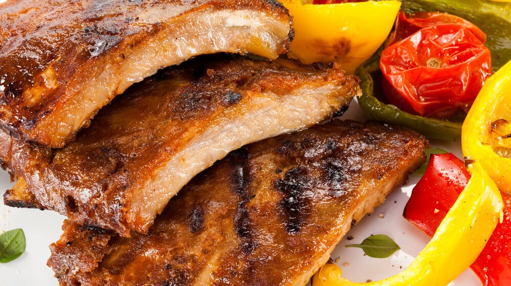 Najbolji ručak za hladne dane: Zapečena rebarca sa povrćem 1