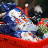 Najmlađi Paraćinci dobiće novogodišnje paketiće od Opštine 13