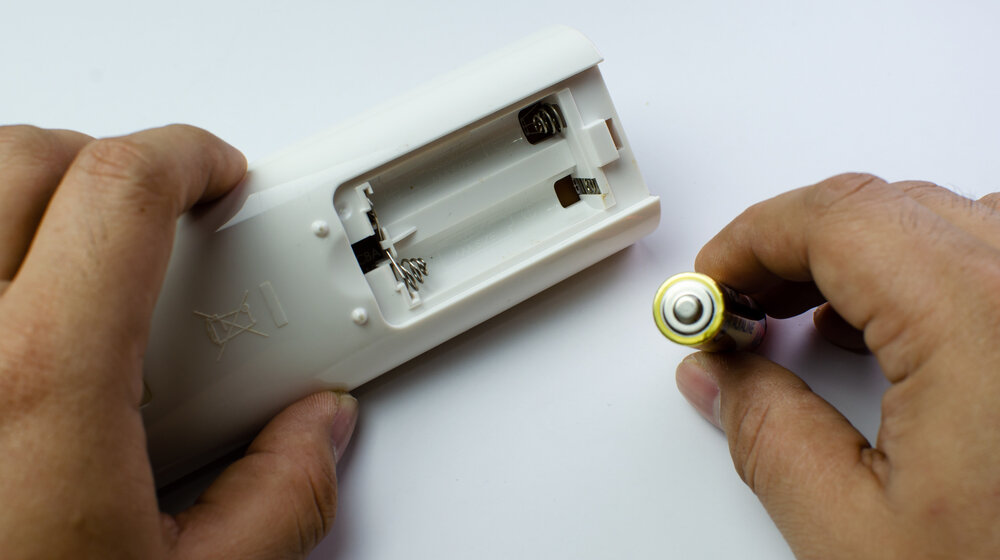 Zašto je važno da izvadimo baterije iz uređaja koje ne koristimo duži vremenski period? 1