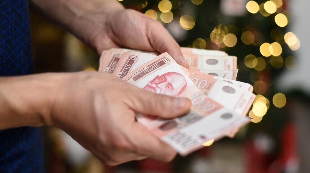 Vučić o plati od 1.000 evra: Isprazniće nam se Srbija i zato moramo da izjednačimo primanja 15