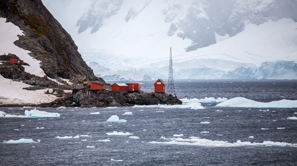 Trka do kraja sveta: Priča o ekspediciji koja je "osvojila" Južni pol 1