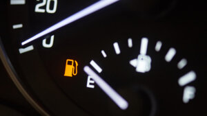 Vlasnici benzinskih pumpi: Do 1. decembra snabdevanje gorivom stabilno, a dalje, ako ne radi rafinerija - neizvesno 34