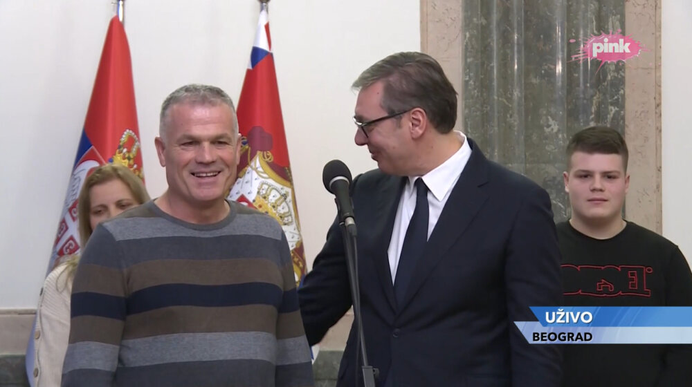 Vučić najavio: Srbija će u četvrtak uputiti zahtev KFOR-u za povratak vojske i policije na KiM 1