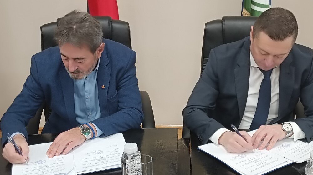 Bor: Potpisan ugovor sa “JugoKaolinom” o održavanju puta u selu Donja Bela Reka 1