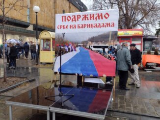 "Hermetički ćemo da zatvorimo Kosovo ako pokušaju da pomere barikade": Poručeno sa skupa podrške Srbima na Kosovu u Kragujevcu 2