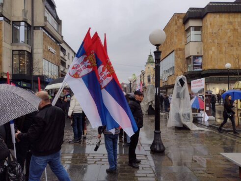 "Hermetički ćemo da zatvorimo Kosovo ako pokušaju da pomere barikade": Poručeno sa skupa podrške Srbima na Kosovu u Kragujevcu 5