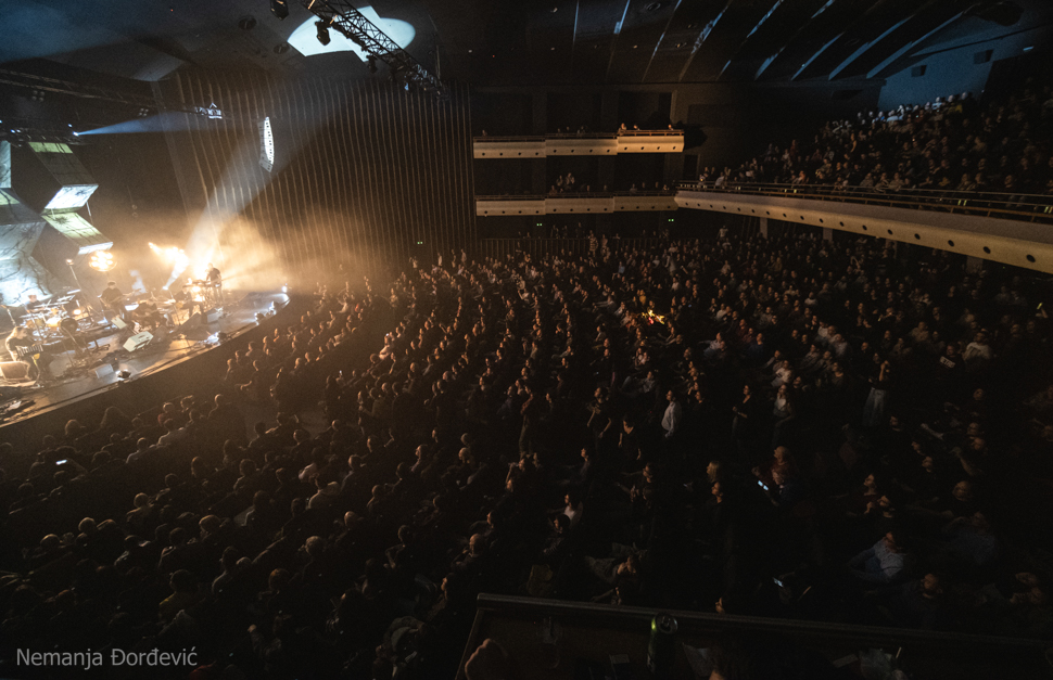 Tri i po sata čiste emocije: Nikola Vranjković održao tradicionalni prednovogodišnji koncert 2 Tri i po sata čiste emocije: Nikola Vranjković održao tradicionalni prednovogodišnji koncert 2