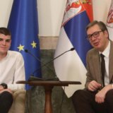 Predsednik ponovo gazi ustavna ovlašćenja: Da li i kako Vučić može da zapošljava u Vladi Srbije? 7