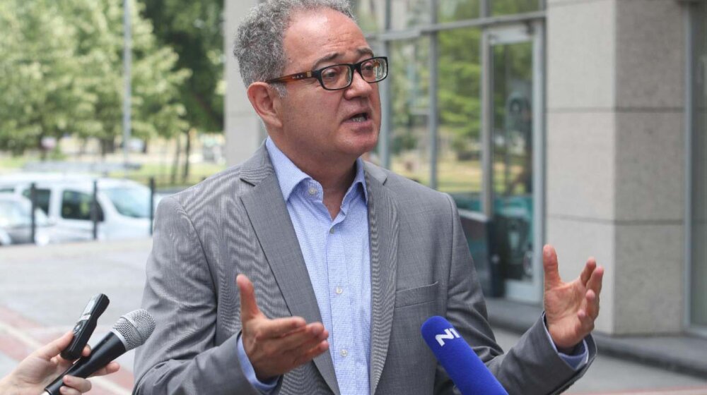 Zoran Lutovac o otkazu zbog protesta: Umesto da daju ostavke, oni daju otkaze 1
