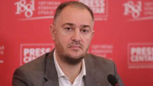 Ivan Kostić: SNS zamajava narod da imamo pouzdane partnere u EU