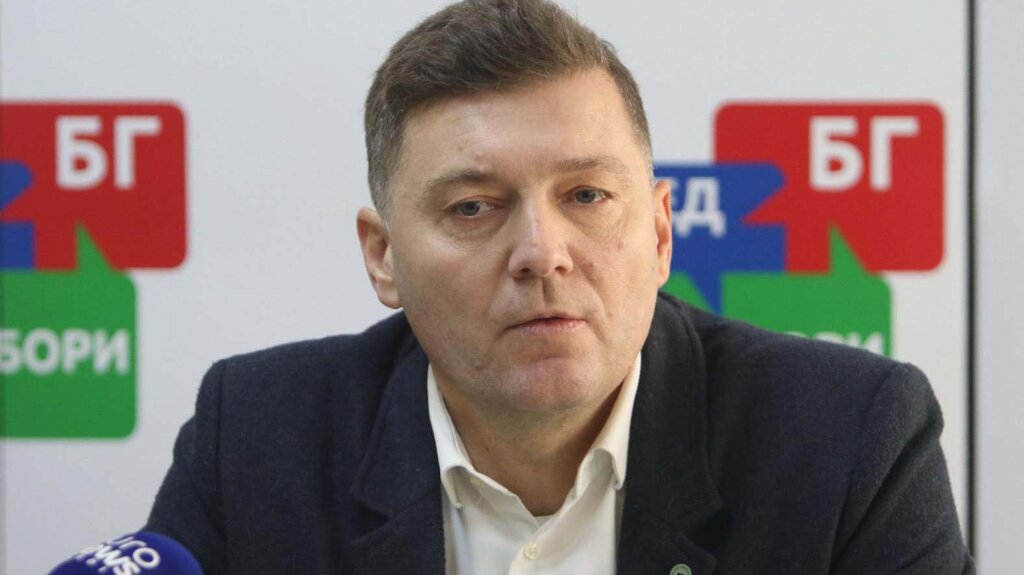 Šta o Vučićevim izborima u septembru misli leva, a šta desna opozicija? 7