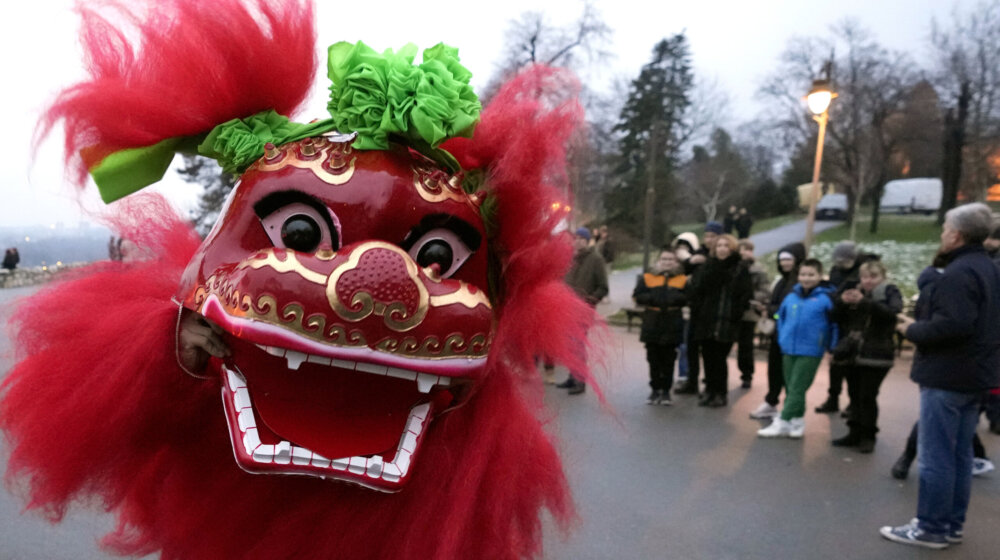 Igrom lava i vatrometom na Kalemegdanu počela proslava kineske Nove godine 1
