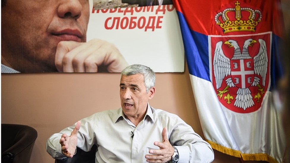 Pet godina od ubistva Olivera Ivanovića: Tri najvažnija detalja sa suđenja 1 Oliver Ivanović u svojoj kancelariji, 2017.