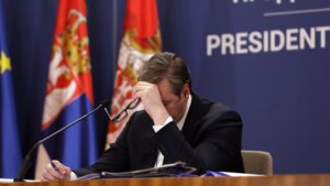 “Vučić i formalno priznao poraz”: Kako regionalni mediji izveštavaju o obraćanju predsednika Srbije po povratku iz Njujorka?