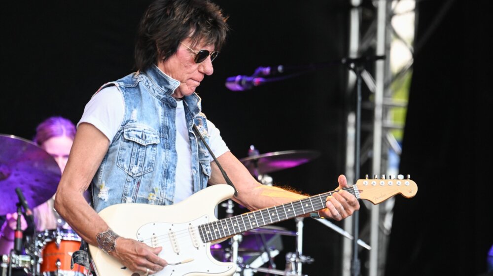 Preminuo legendarni gitarista Džef Bek 1