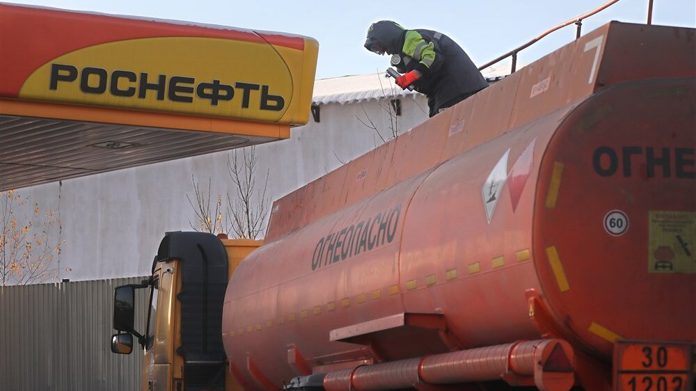 Šta kažu istraživanja javnog mnjenja: Da li je Vučić pripremio građane za prihvatanje evropskog, mirovnog rešenja za Kosovo? 3 rusija nafta