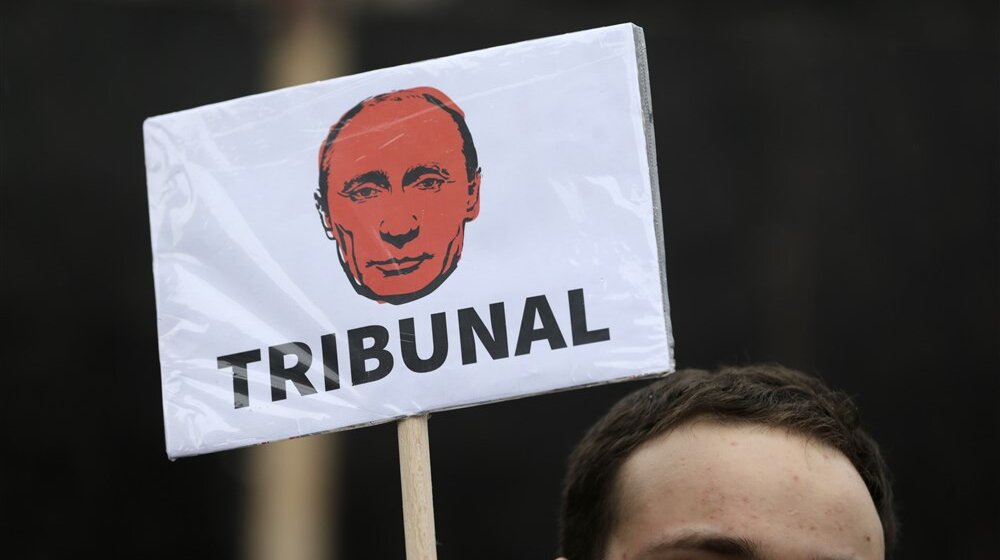 Ruski medij: Da li bi Putin mogao da završi u Hagu kao Milošević? 1