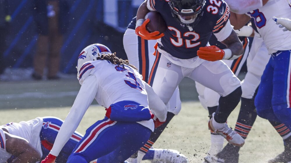 Zvezda NFL-a Damar Hamlin u kritičnom stanju nakon kolapsa usred utakmice 1