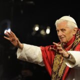 Najbliži saradnik Benedikta XVI objavio knjigu: U Vatikanu nije sve bilo sjajno? 5