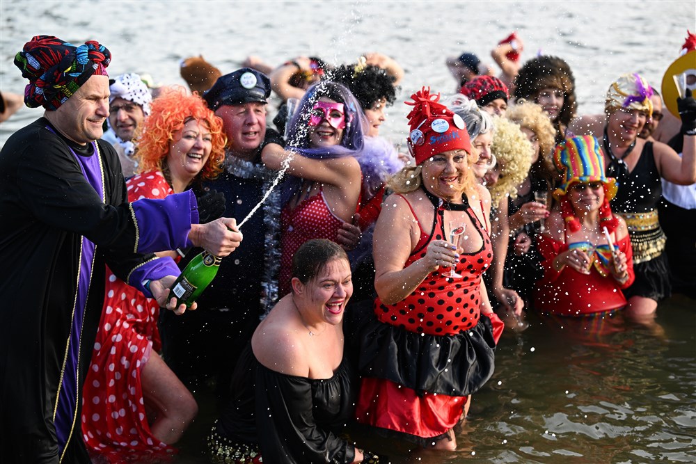 Kako je protekao prvi dan 2023. godine u svetu (FOTO) 10 Kako je protekao prvi dan 2023. godine u svetu (FOTO) 10