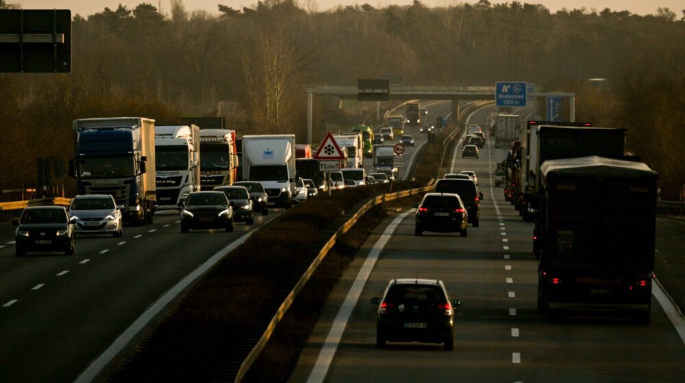 U kojim gradovima Nemačke su najveći saobraćajni špicevi? 1