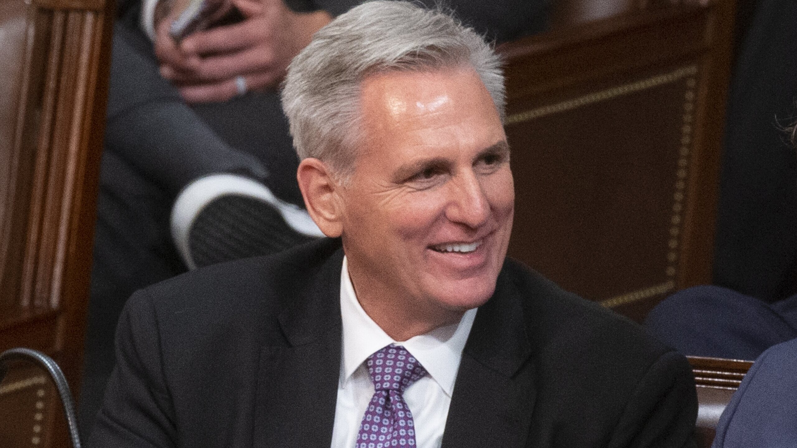 Džordž Santos dolazi u Predstavnički dom samo da bi glasao za poslanika Kevina Makartija 2