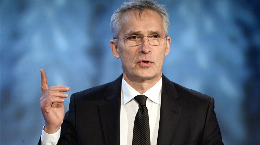 Stoltenberg: Članice NATO treba što pre da popune zalihe oružja i municije 1