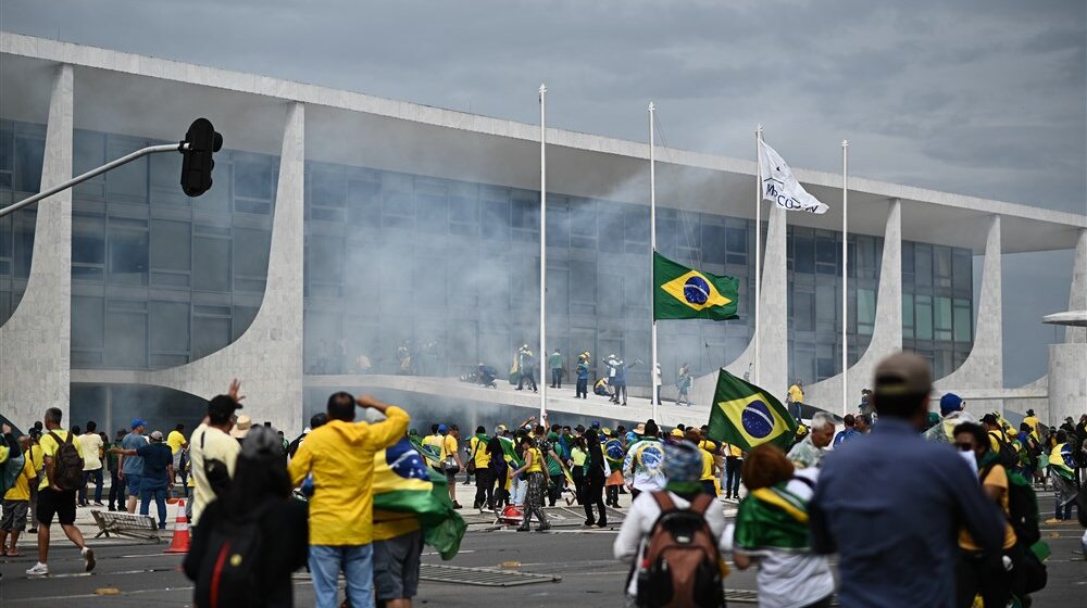 Sudija Vrhovnog suda Brazila naredio smenu guvernera Brazilije 1