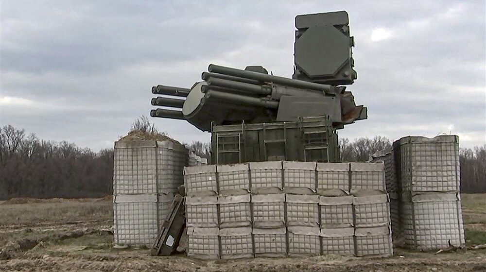 "Kremlj se priprema za potencijalni napad na prestonicu": Zašto su na zgradama u centru Moskve postavljeni raketni sistemi "Pancir"? 1