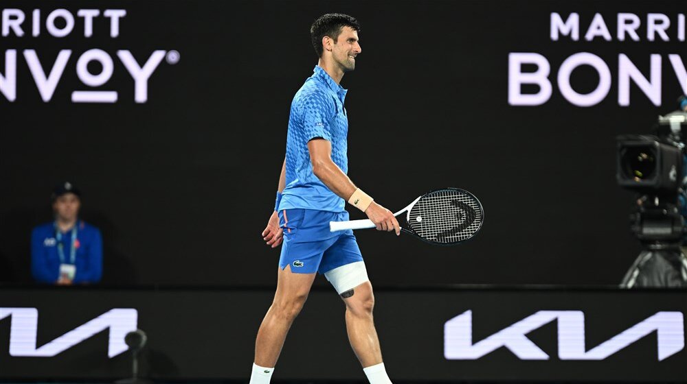 "Videćemo sutra, kada popusti uticaj pilula": Novak Đoković objasnio stanje povređene noge 1