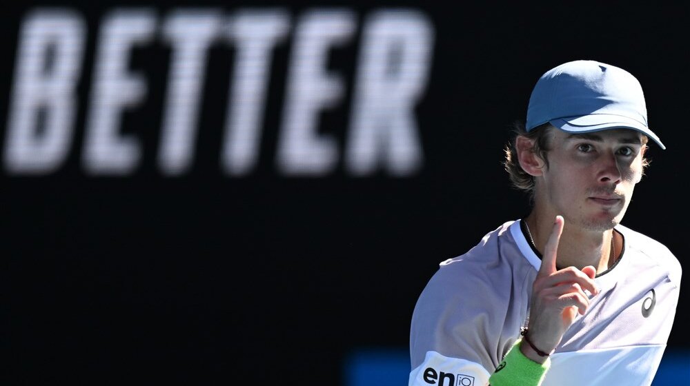 "Ne želim da se bavim Novakovom povredom": De Minaur najavljuje "čvrst stav" prema Đokoviću 1