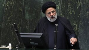 „Jedna ličnost teško može da napravi neke zapažene prodore, ali može“: Kakve će promene doneti pogibija predsednika Irana?