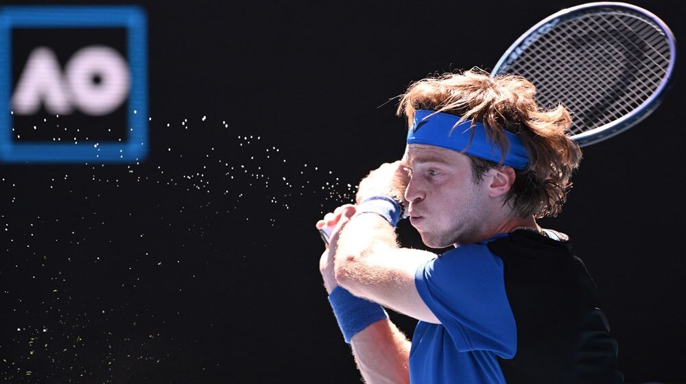 Rubljov zna da ga "samo najbolji tenis" može spasiti od Novaka 1