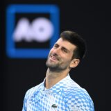 Publika pevala Novakovoj majci, aplauze dobio i Rođa 8