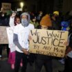 SAD: Objavljen video snimak kako policajci prebijaju Afroamerikanca Tajera Nikolsa 17