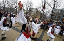 (FOTO) Dionisove igre u Bugarskoj: Maskama i plesom teraju zle demone 3