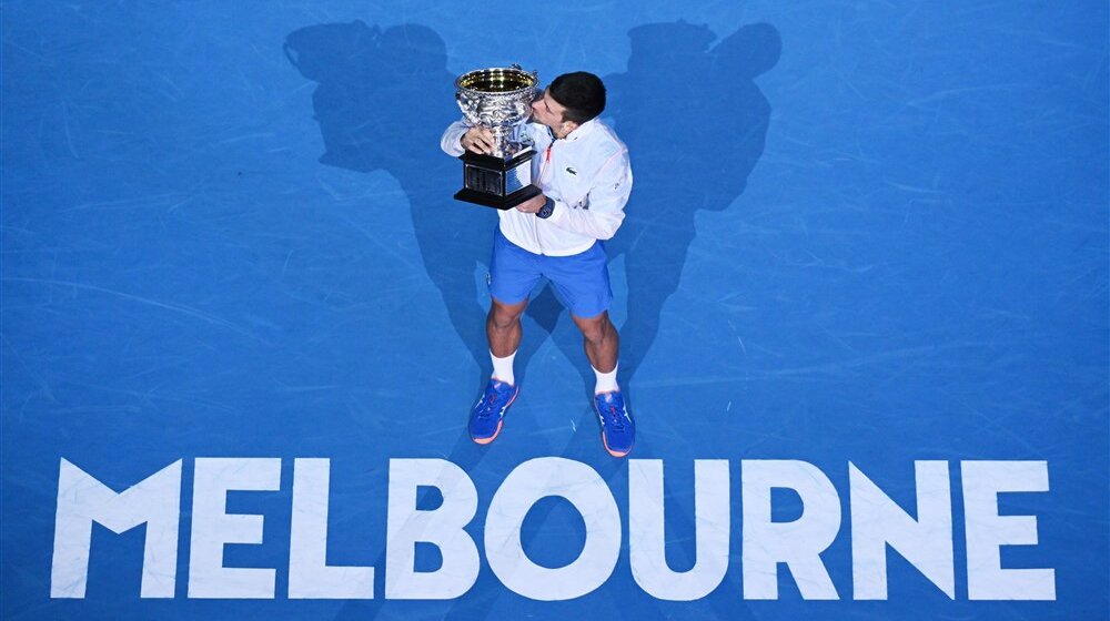 (VIDEO) „Bravo, Nole“: Sa Kule Beograd poslata poruka najboljem teniseru sveta 1