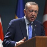 Erdogan: Obnovićemo uništene kuće za godinu dana 9