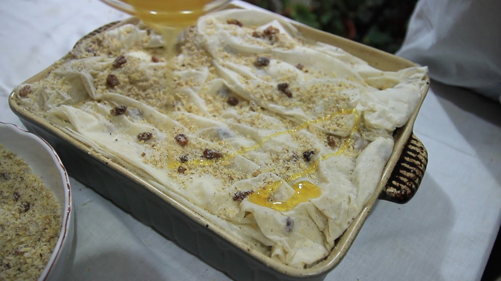 Božić i Srbija: Novčić za sreću, dren za zdravlje - sve što treba da znate o česnici 3 Česnica