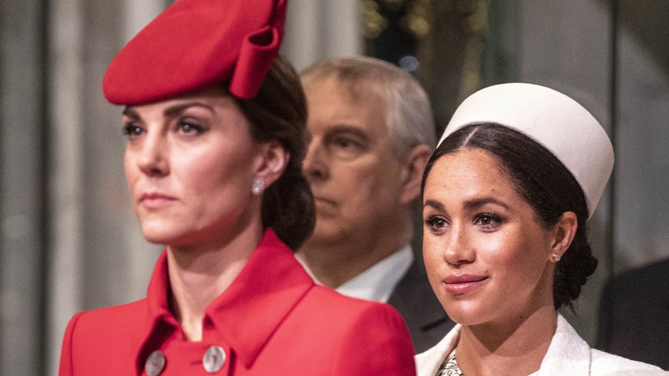 Velika Britanija i kraljevska porodica: Smrt princeze Dajane u središtu memoara princa Harija 3 Kate and Meghan, 2019